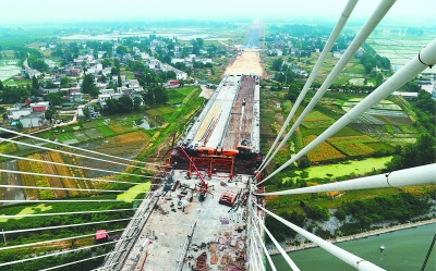 繁華大道跨南淝河大橋。